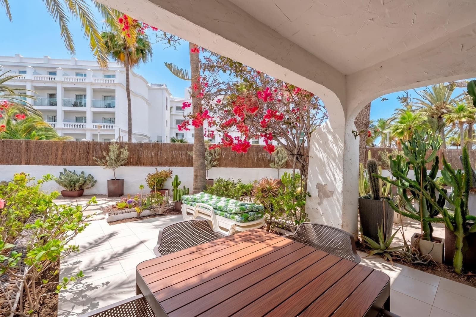 1 quarto Bungalow para venda em Playa del Ingles com piscina - 259 000 € (Ref: 9815832)