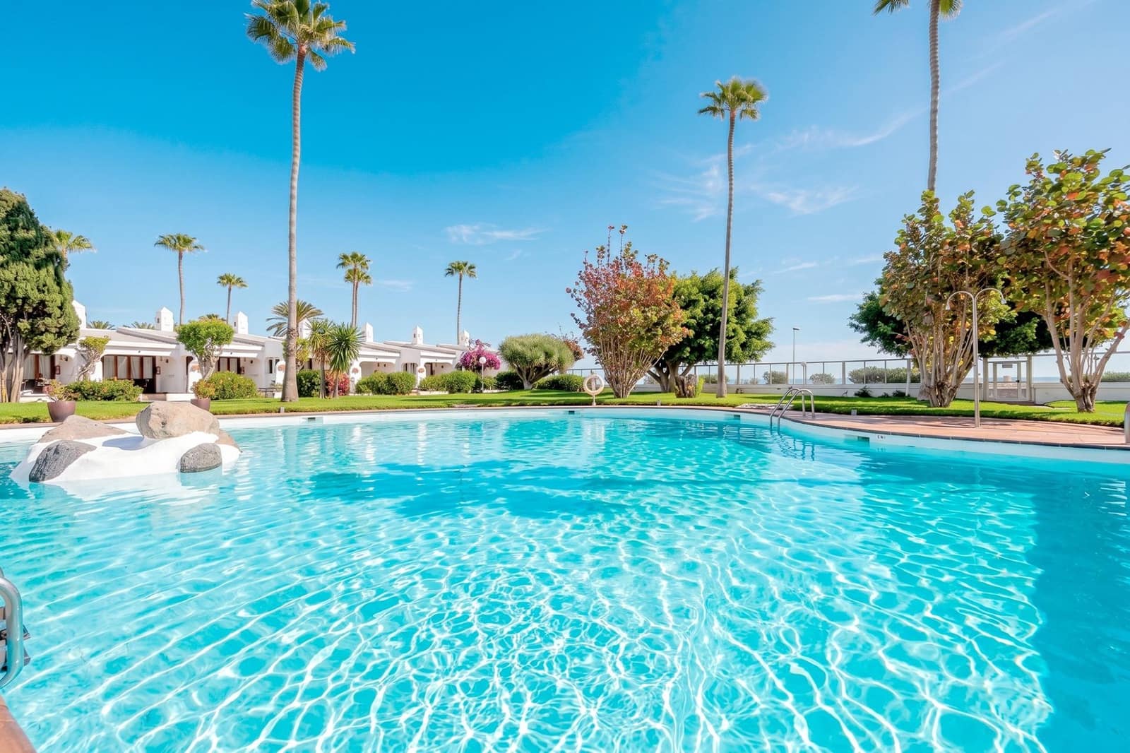 1 quarto Bungalow para venda em Playa del Ingles com piscina - 259 000 € (Ref: 9815832)