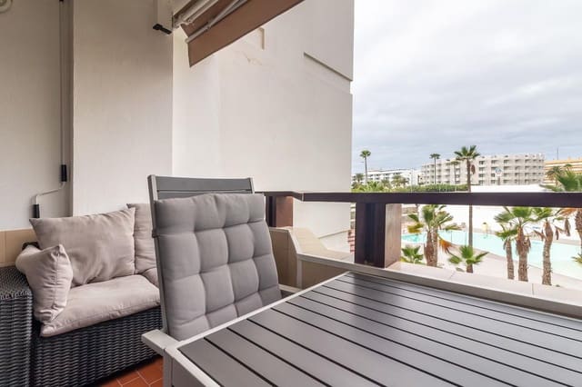 Apartamento de 2 habitaciones en Playa del Inglés, San Bartolomé de Tirajana en venta con piscina garaje - 260.000 € (Ref: 9818185)
