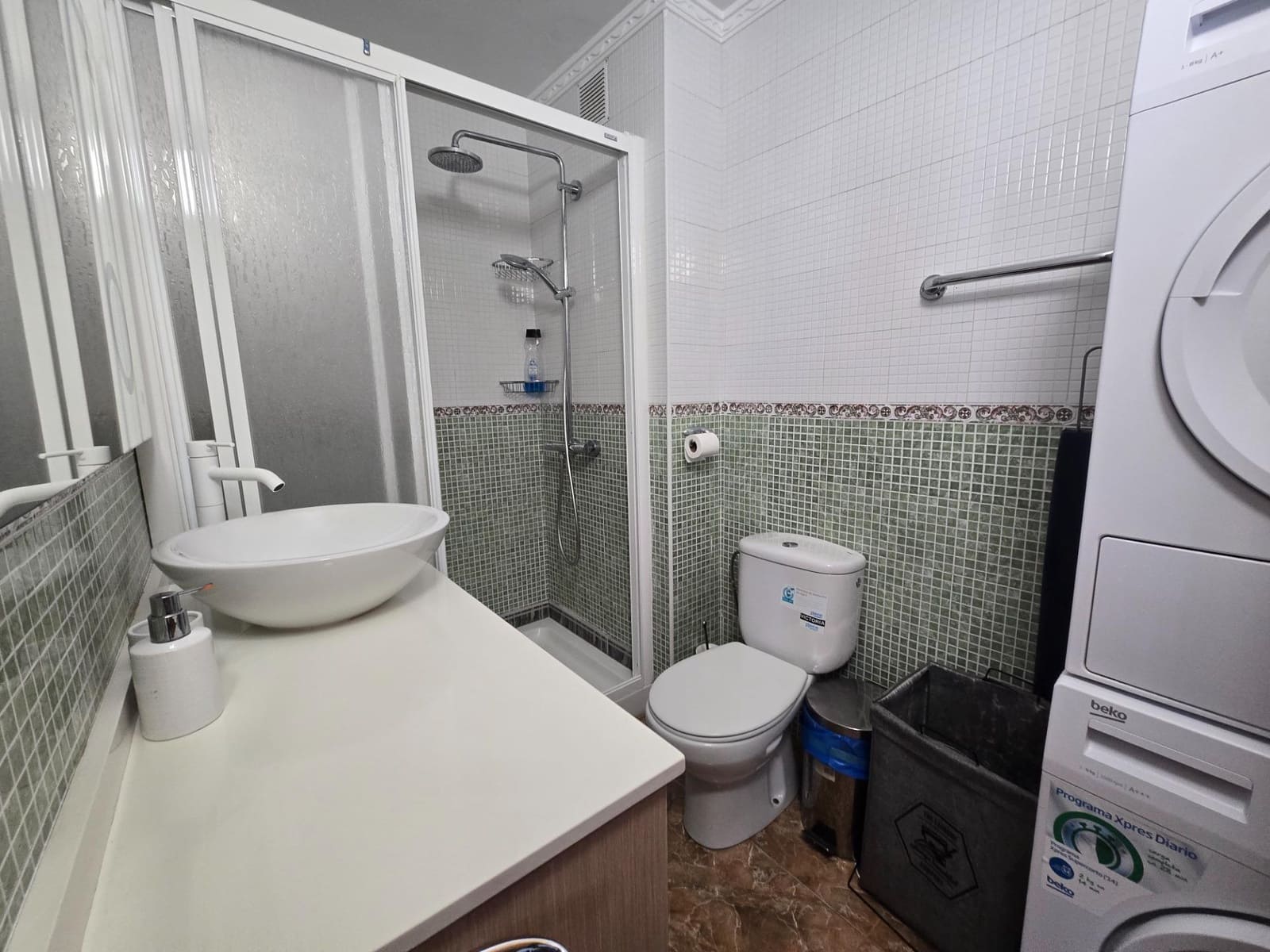 Apartamento de 2 habitaciones en Playa del Inglés en venta con piscina garaje - 260.000 € (Ref: 9818185)