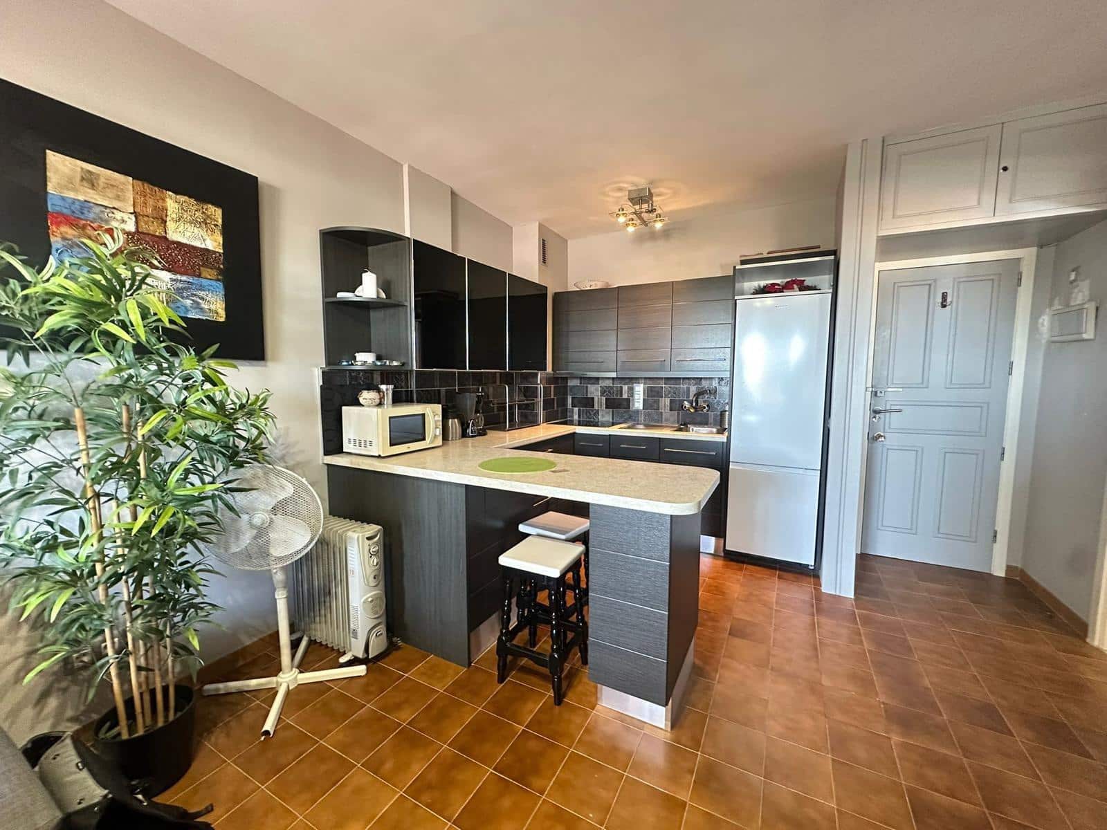 1 bedroom Apartment for sale in Playa del Ingles with pool - € 249,000 (Ref: 9833631)
