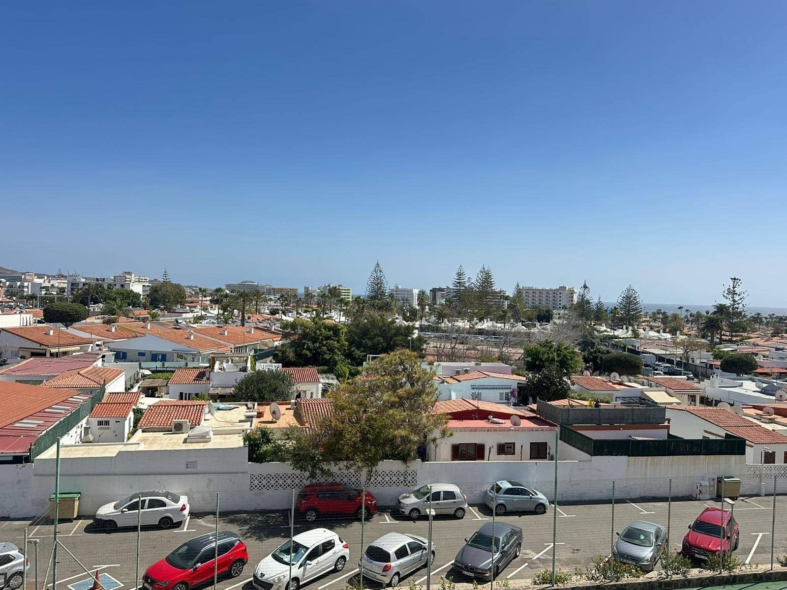 1 bedroom Apartment for sale in Playa del Ingles with pool - € 249,000 (Ref: 9833631)