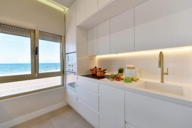 2 soverom Leilighet til leie i Guanarteme, Las Palmas de Gran Canaria - € 2 000 (Ref: 9849332)