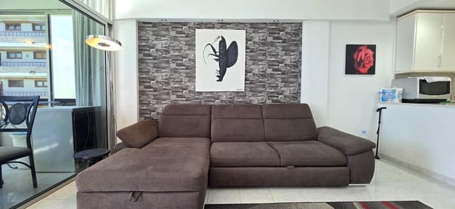 1 soveværelse Lejlighed til salg i Playa del Inglés, San Bartolomé de Tirajana med swimmingpool - € 295.000 (Ref: 9855436)