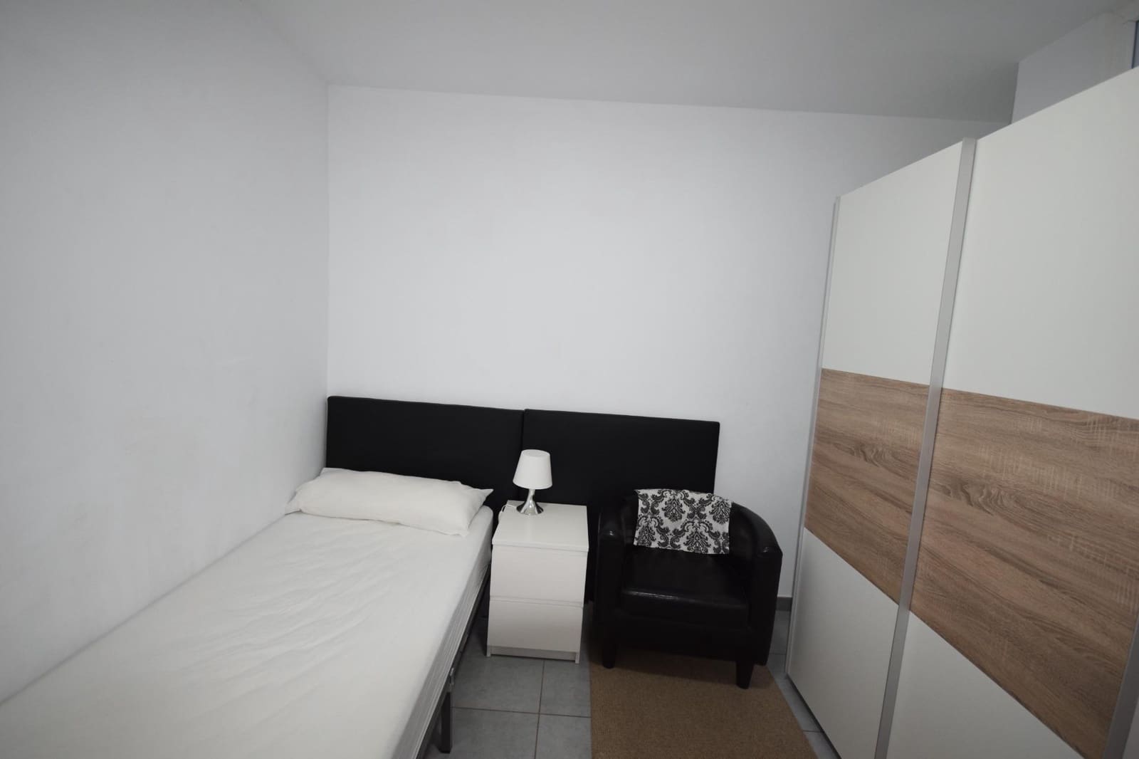 Estudio en Playa del Inglés en alquiler con piscina - 700 € (Ref: 9860079)