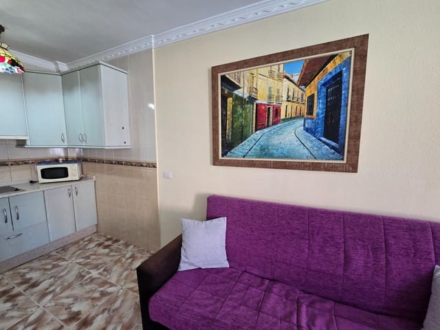 1 makuuhuone Huoneisto vuokrattavana paikassa Playa del Inglés, San Bartolomé de Tirajana mukana uima-altaan - 1 000 € (Ref: 9861855)