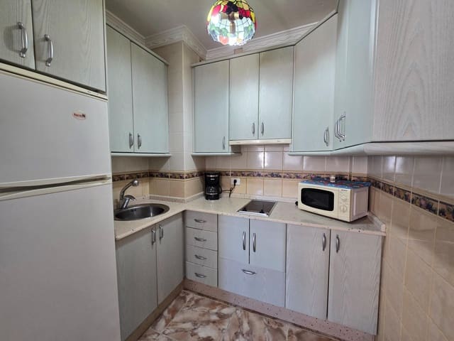 1 makuuhuone Huoneisto vuokrattavana paikassa Playa del Inglés, San Bartolomé de Tirajana mukana uima-altaan - 1 000 € (Ref: 9861855)