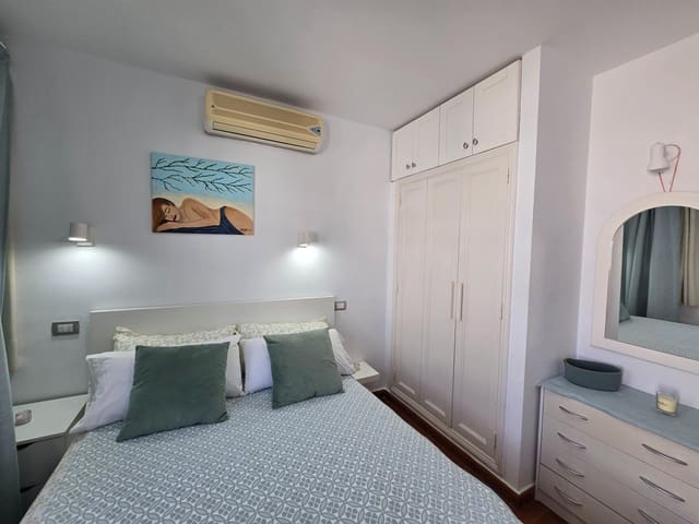 1 makuuhuone Huoneisto vuokrattavana paikassa Maspalomas, San Bartolomé de Tirajana mukana uima-altaan - 1 050 € (Ref: 9865160)