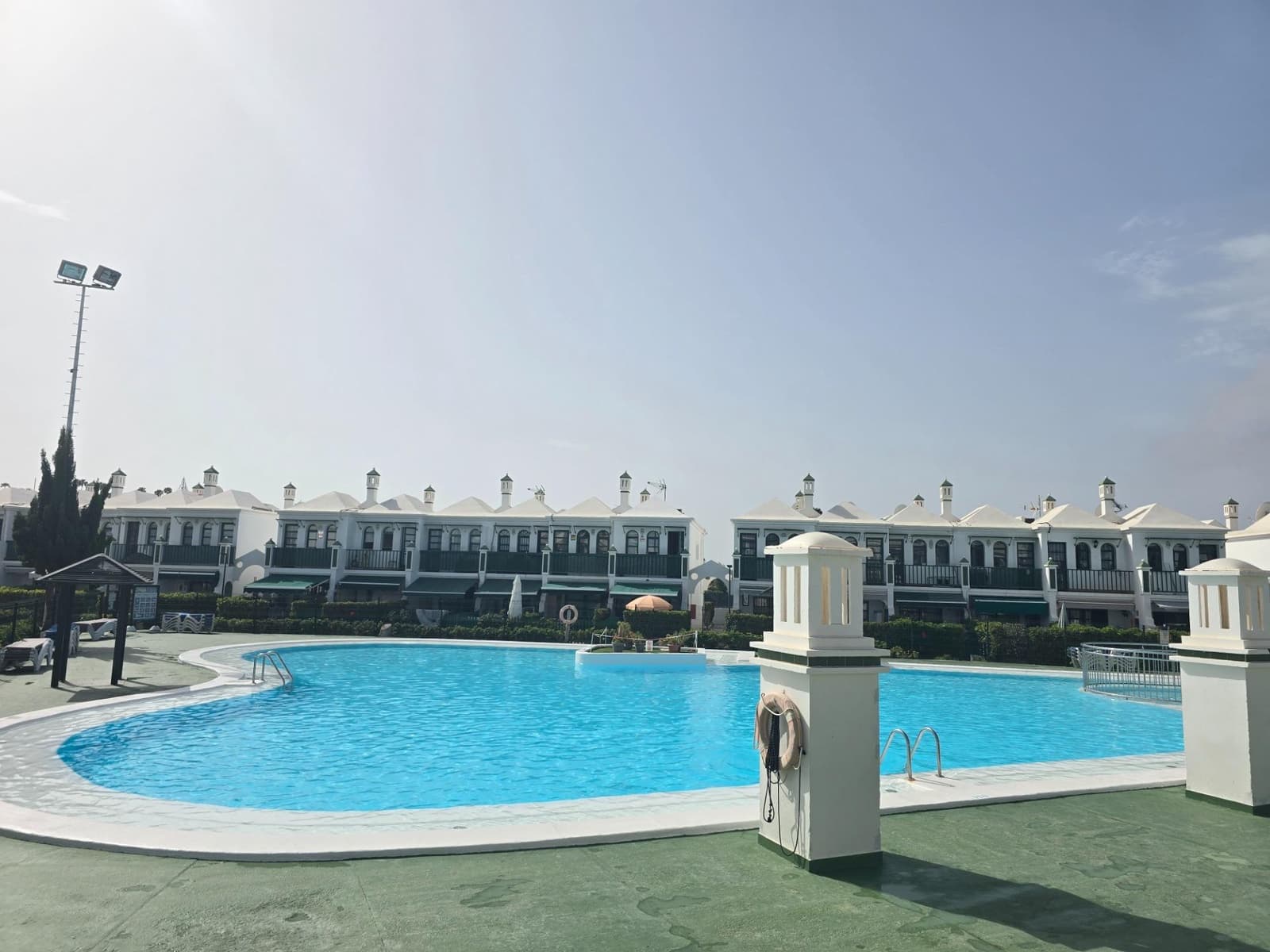 1 makuuhuone Huoneisto vuokrattavana paikassa Maspalomas mukana uima-altaan - 1 050 € (Ref: 9865160)