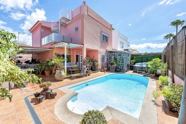 3 sypialnia Willa na sprzedaż w Sonneland, San Bartolomé de Tirajana z basenem garażem - 1 060 000 € (Ref: 9890361)
