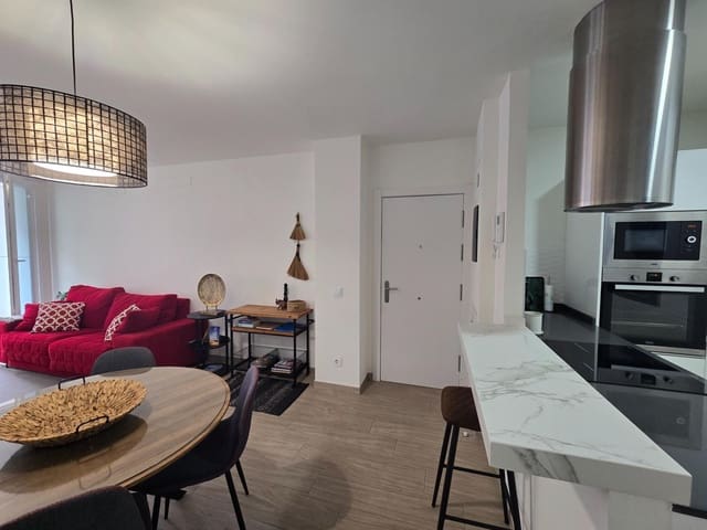 2 sovrum Lägenhet att hyra i Las Palmas de Gran Canaria med garage - 2 200 € (Ref: 9907578)