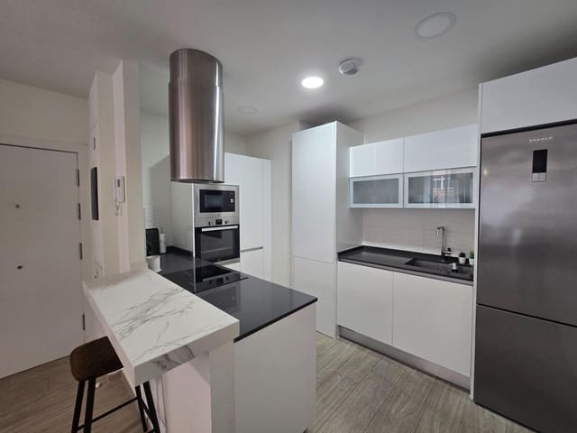 2 sovrum Lägenhet att hyra i Las Palmas de Gran Canaria med garage - 2 200 € (Ref: 9907578)