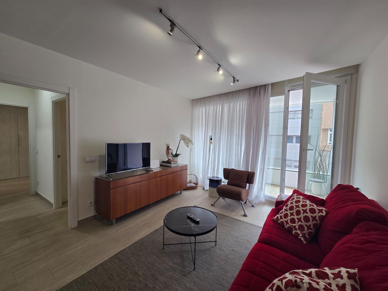 2 sovrum Lägenhet att hyra i Las Palmas de Gran Canaria med garage - 2 200 € (Ref: 9907578)
