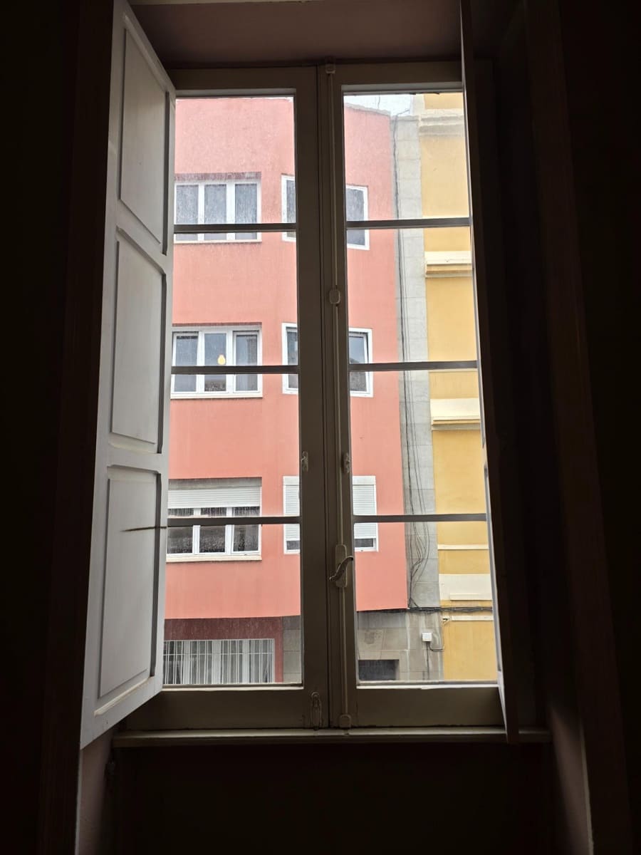 Appartement de 3 chambres à louer à Las Palmas de Gran Canaria - 1 100 € (Ref: 9913152)