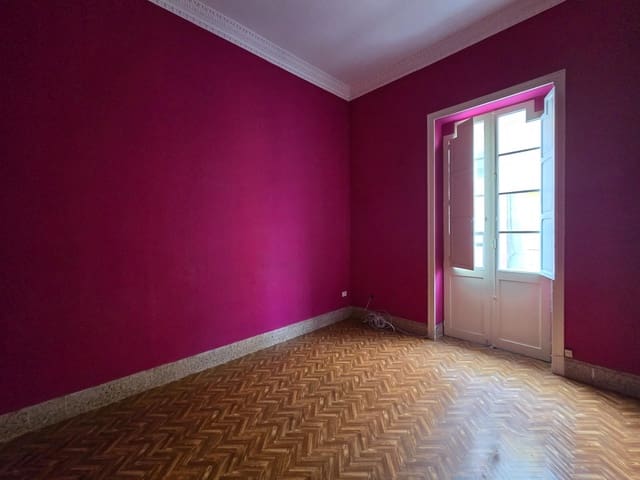 Appartement de 3 chambres à louer à Centro, Las Palmas de Gran Canaria - 1 100 € (Ref: 9913152)