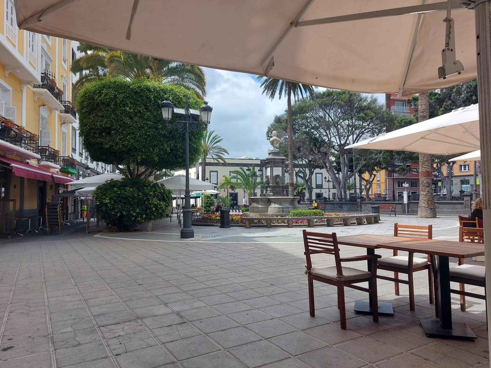 Appartement de 3 chambres à louer à Las Palmas de Gran Canaria - 1 100 € (Ref: 9913152)