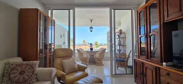 1 slaapkamer Appartement te huur in Playa del Inglés, San Bartolomé de Tirajana met zwembad garage - € 1.300 (Ref: 9913153)