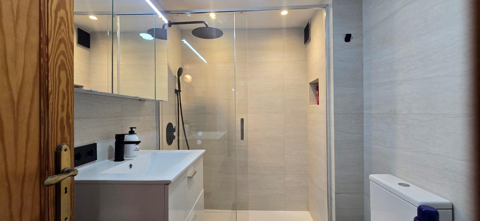 1 slaapkamer Appartement te huur in Playa del Ingles met zwembad garage - € 1.300 (Ref: 9913153)