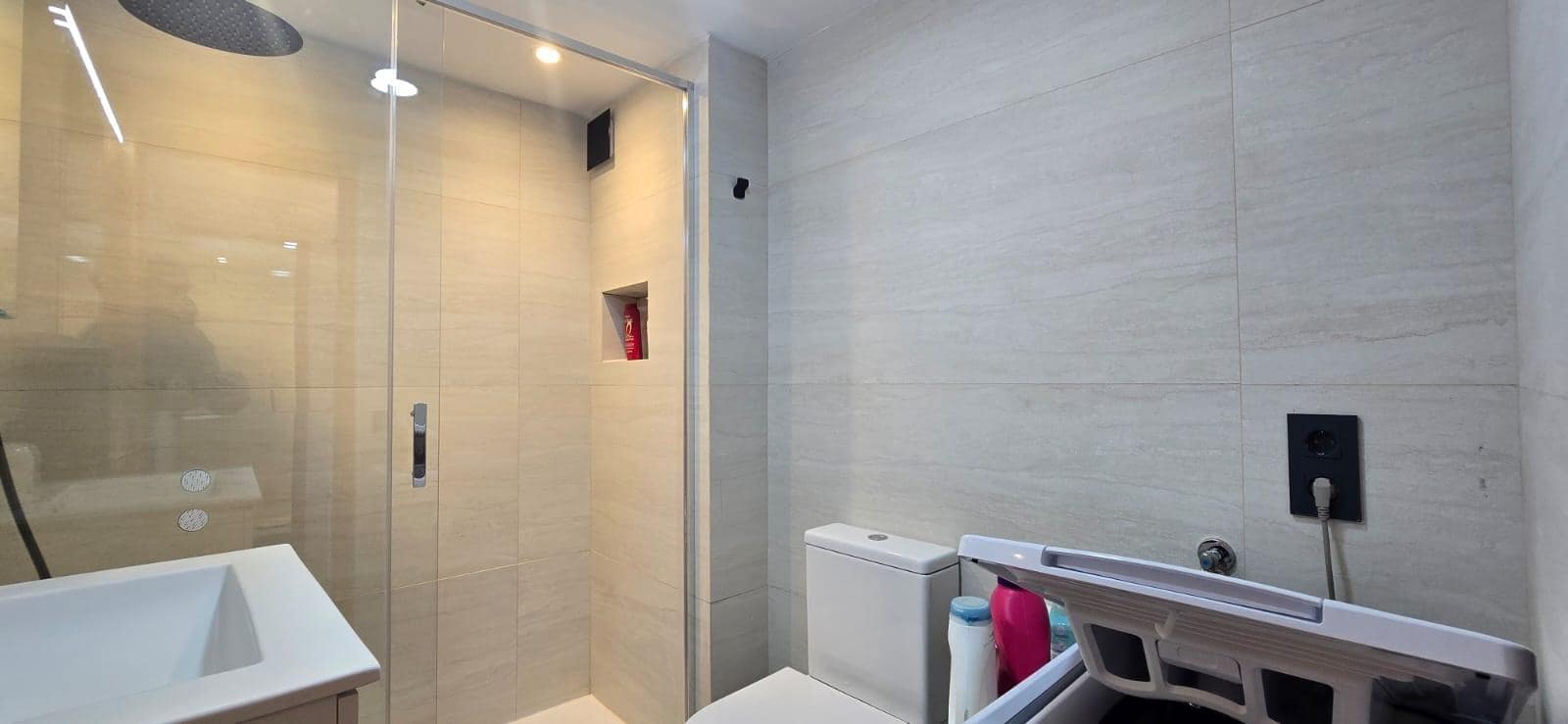 1 slaapkamer Appartement te huur in Playa del Ingles met zwembad garage - € 1.300 (Ref: 9913153)
