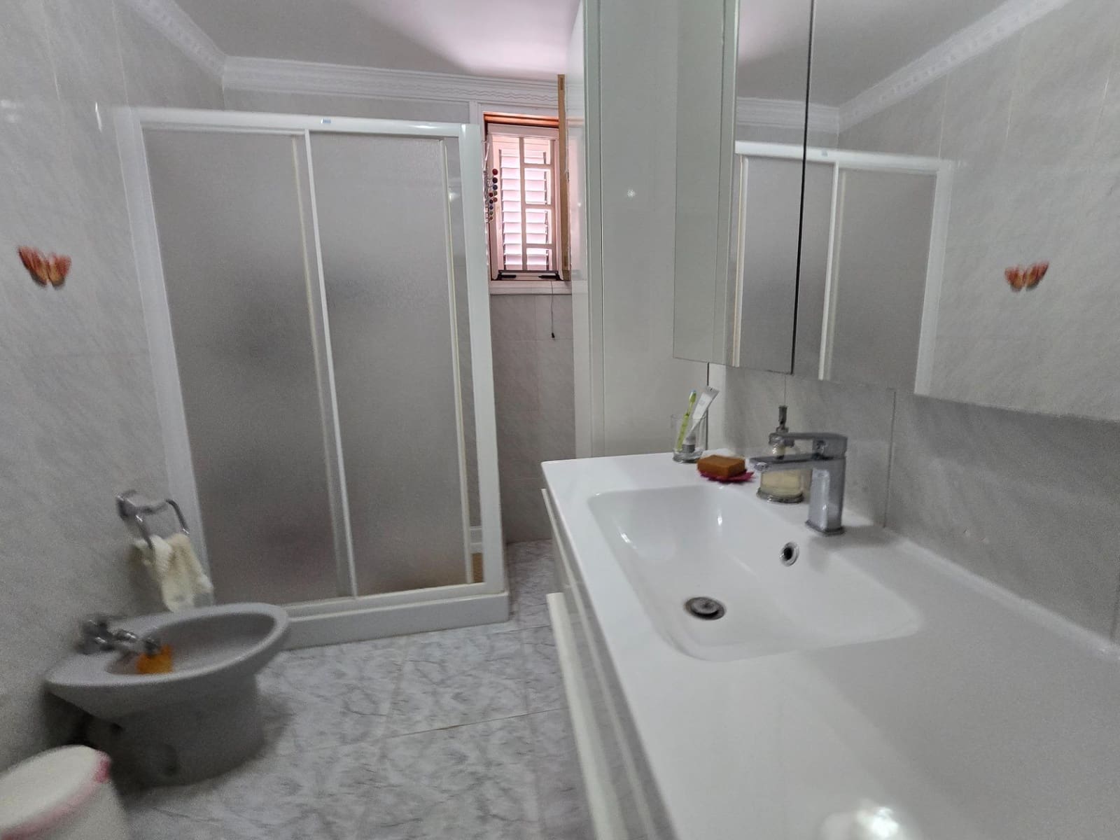 Casa de 3 habitaciones en San Bartolomé de Tirajana en venta - 395.000 € (Ref: 9915796)