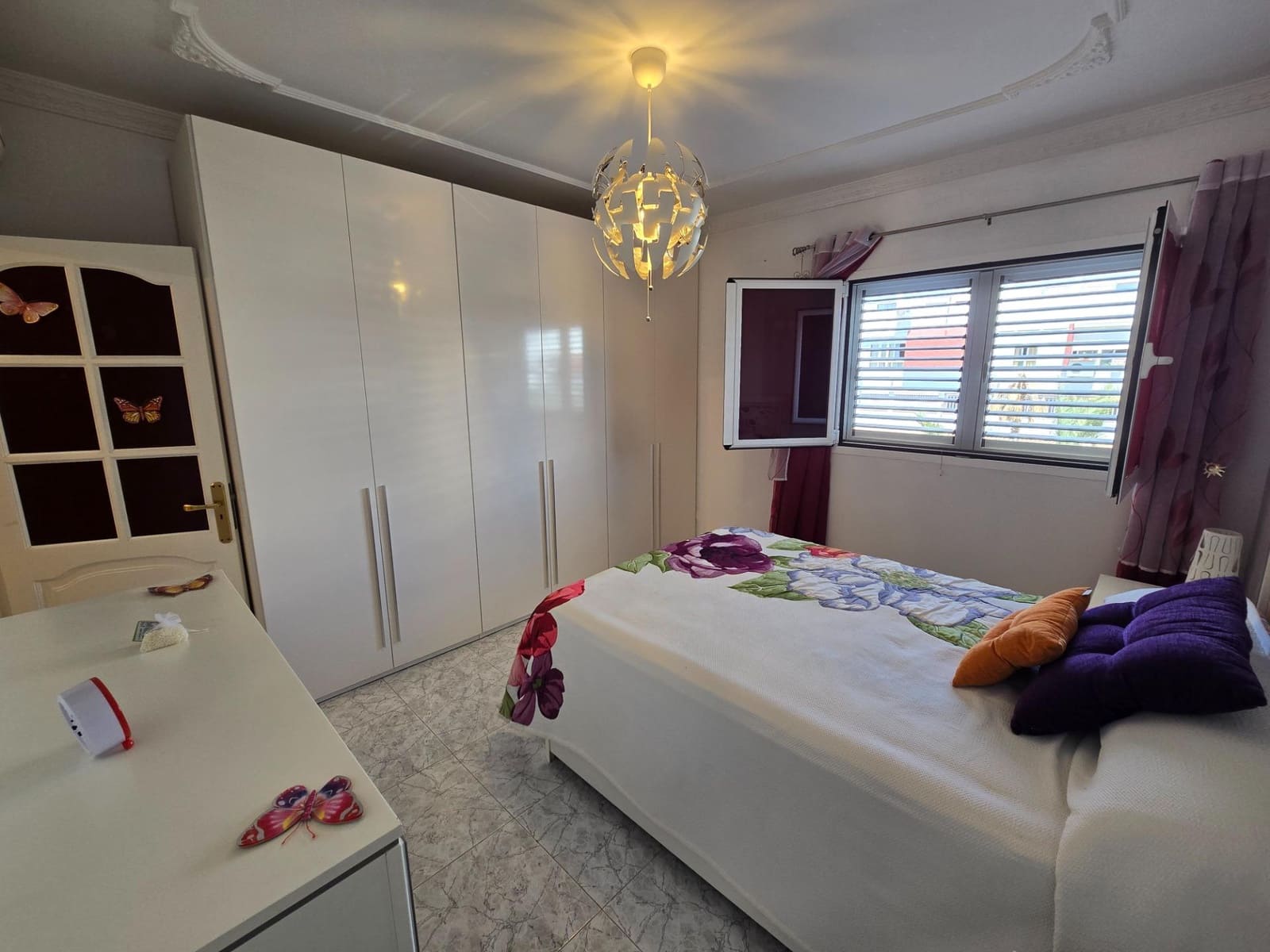 Casa de 3 habitaciones en San Bartolomé de Tirajana en venta - 395.000 € (Ref: 9915796)
