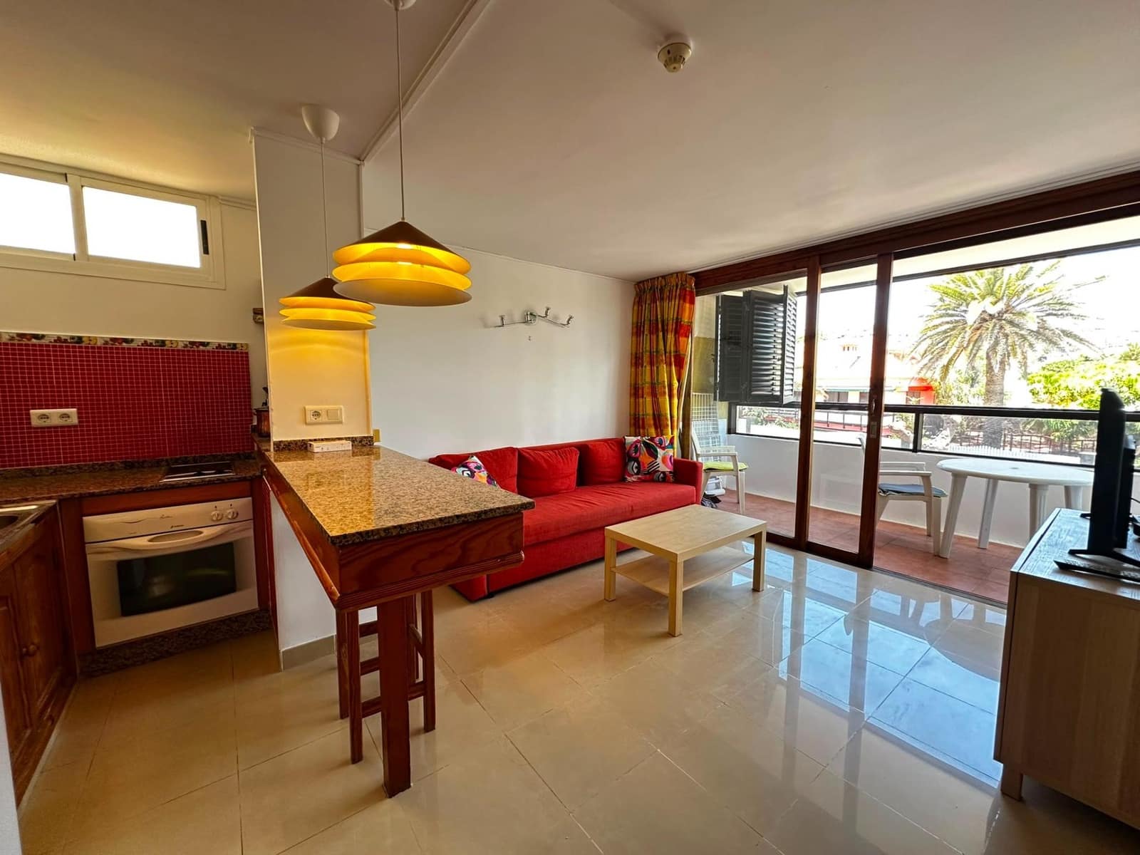 Apartamento de 1 habitación en San Agustín en alquiler - 1.000 € (Ref: 9936380)