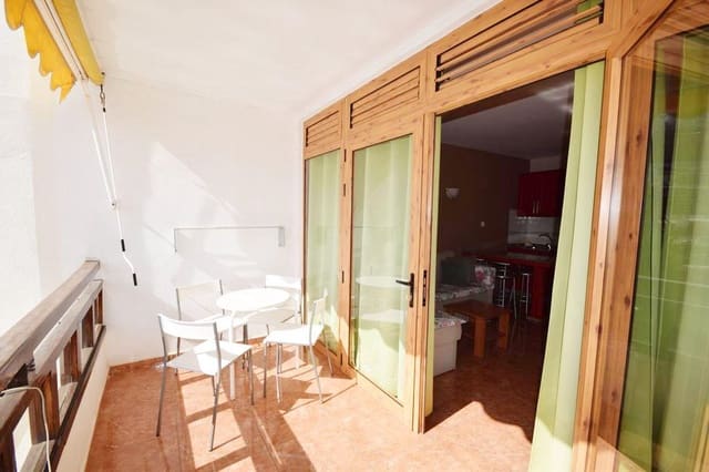 Appartement de 1 chambre à louer à Puerto Rico, Mogán avec piscine - 900 € (Ref: 9939949)
