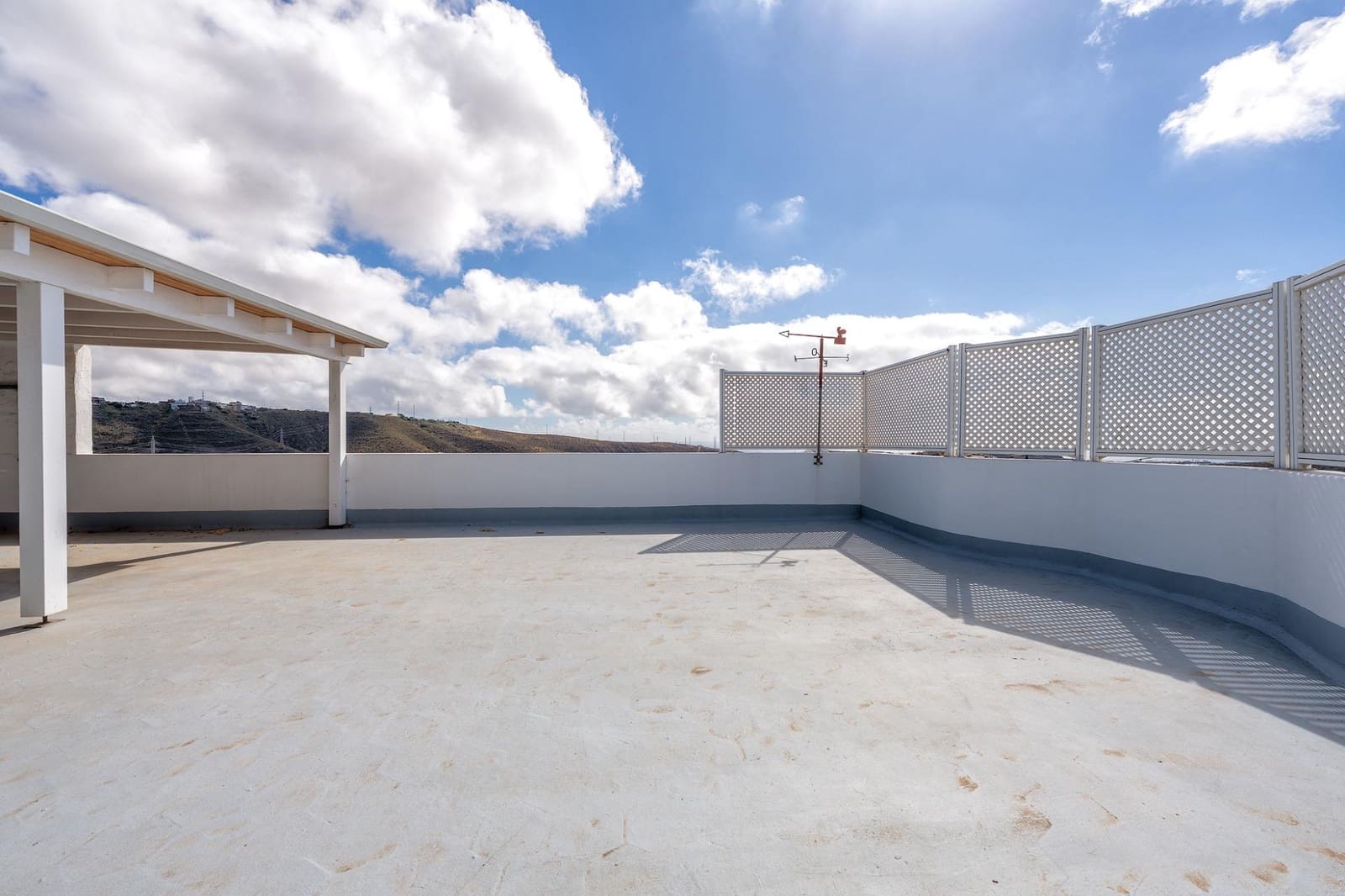 3 bedroom Villa for sale in Las Palmas de Gran Canaria with garage - € 425,000 (Ref: 9945701)