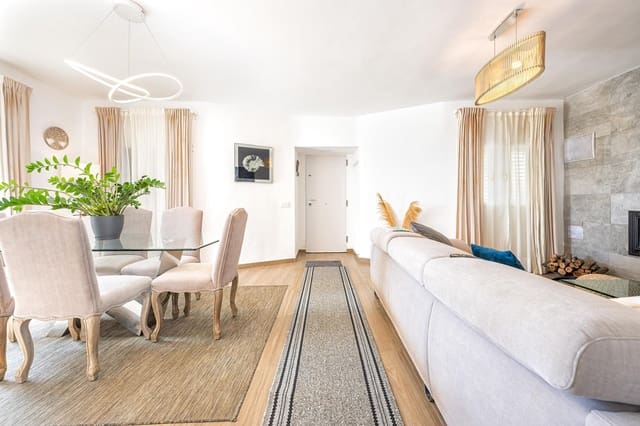 3 soveværelse Villa til salg i Las Palmas de Gran Canaria med garage - € 425.000 (Ref: 9945701)