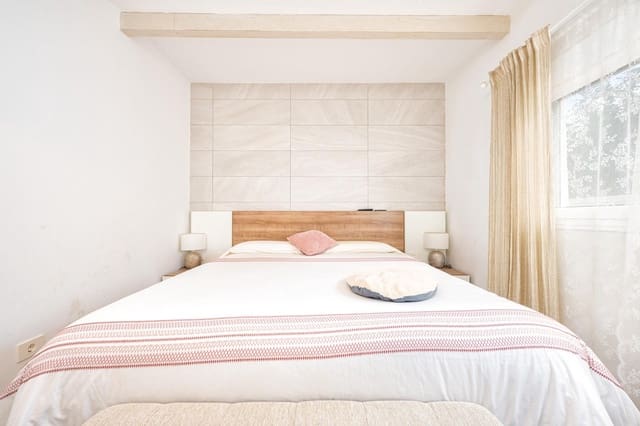 3 soveværelse Villa til salg i Las Palmas de Gran Canaria med garage - € 425.000 (Ref: 9945701)