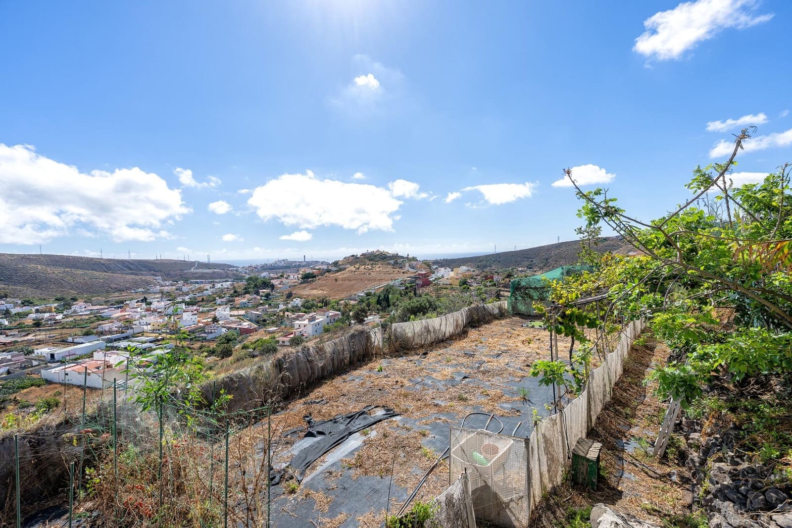 3 bedroom Villa for sale in Las Palmas de Gran Canaria with garage - € 425,000 (Ref: 9945701)