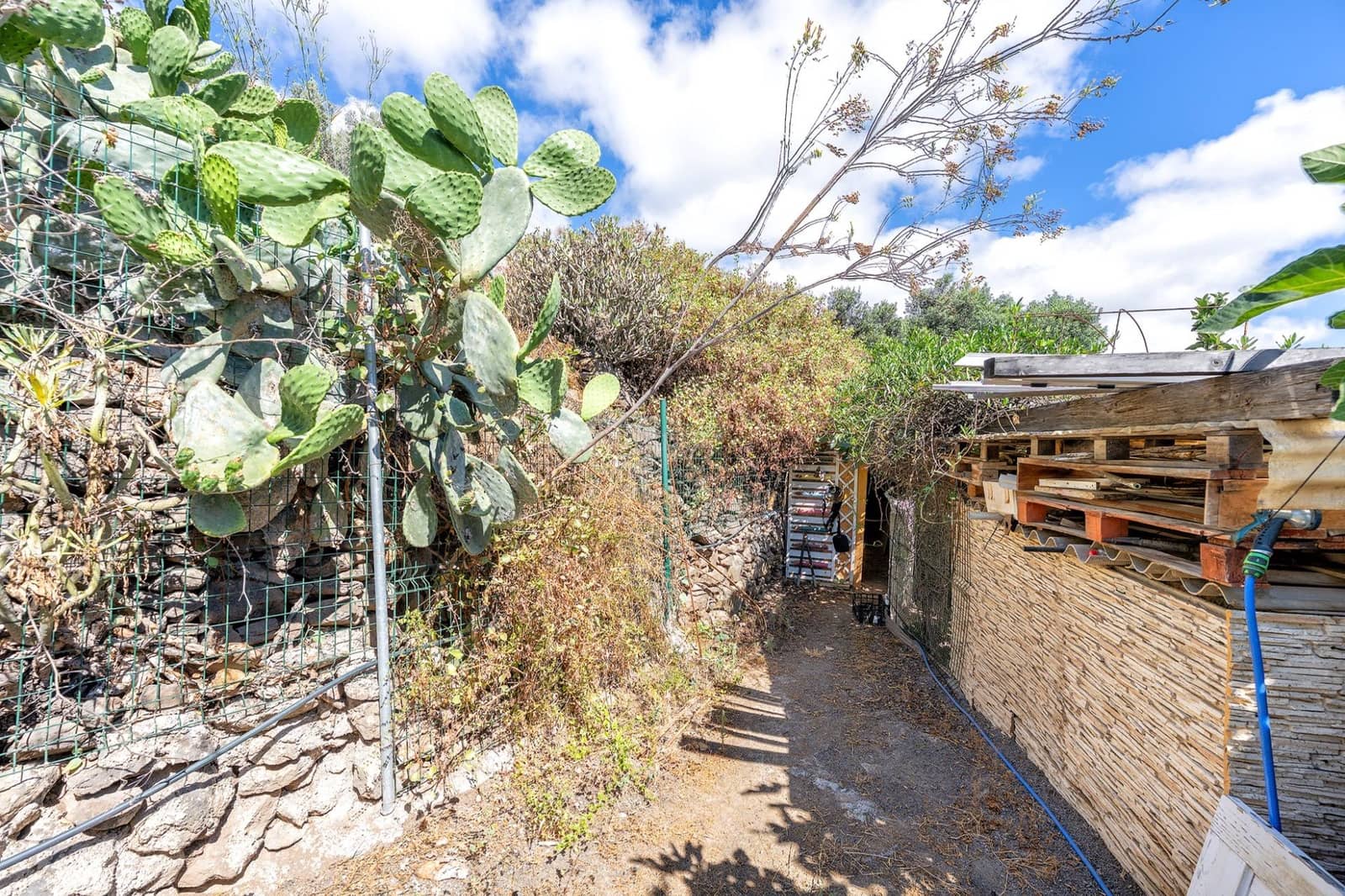 3 bedroom Villa for sale in Las Palmas de Gran Canaria with garage - € 425,000 (Ref: 9945701)