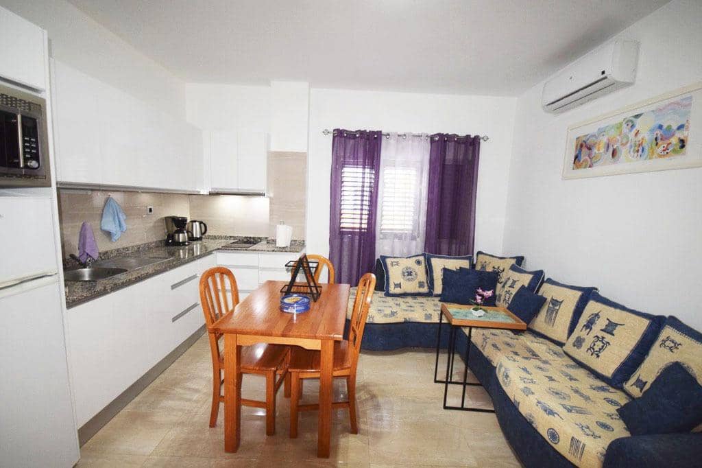1 quarto Apartamento para arrendar em Cruce de Arinaga - 850 € (Ref: 9949764)