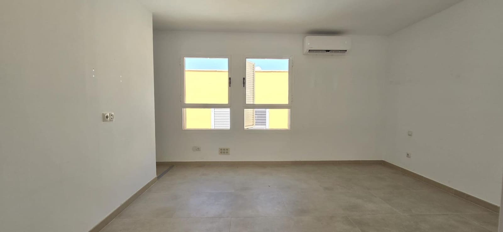 2 soveværelse Rækkehus til salg i San Bartolome de Tirajana med garage - € 379.000 (Ref: 9949765)
