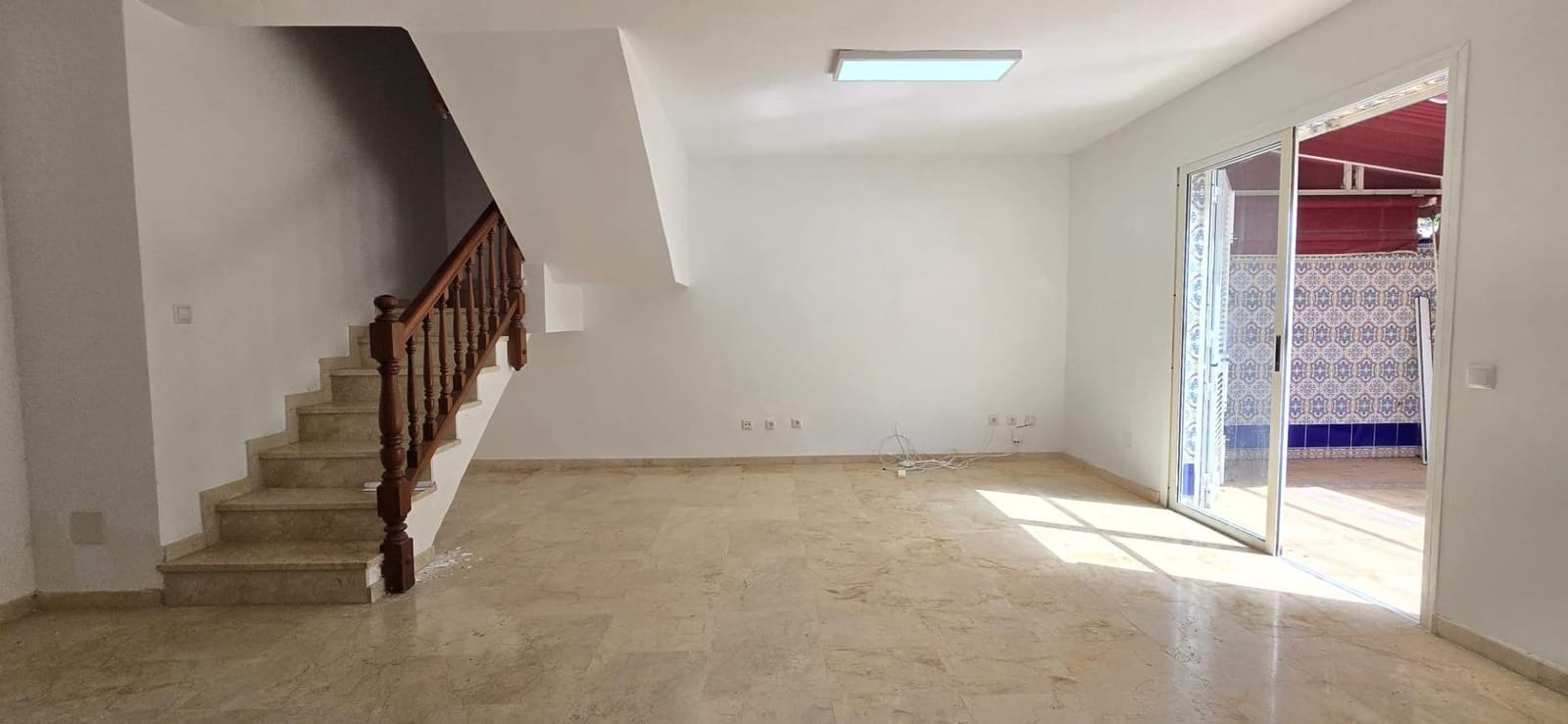 2 soveværelse Rækkehus til salg i San Bartolome de Tirajana med garage - € 379.000 (Ref: 9949765)