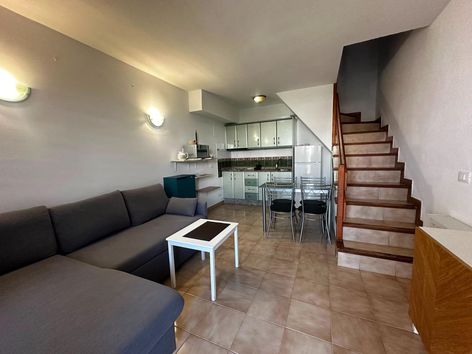 1 bedroom Apartment for rent in San Bartolome de Tirajana with pool - € 950 (Ref: 9957958)