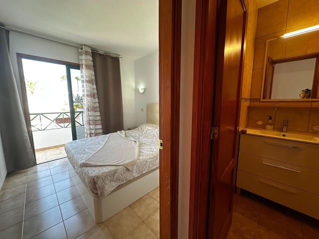 1 soverom Leilighet til leie i San Bartolomé de Tirajana med svømmebasseng - € 950 (Ref: 9957958)