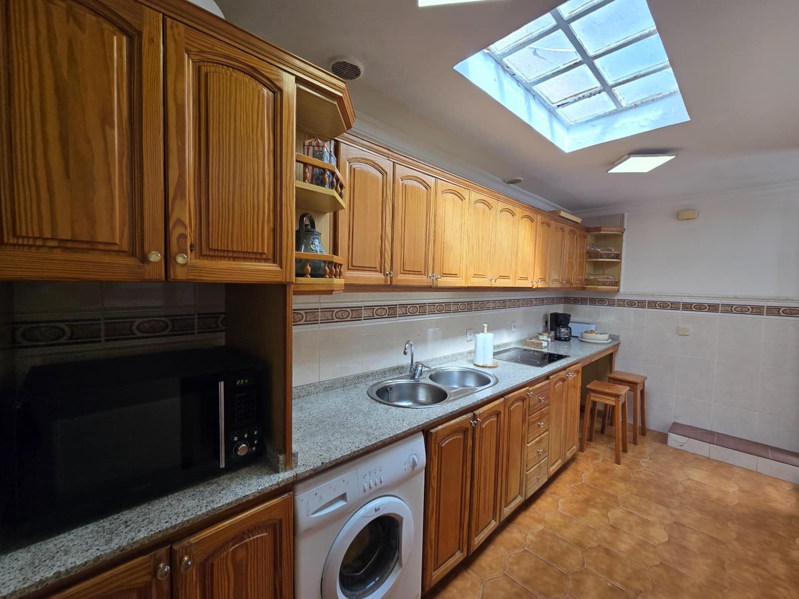 Bungalow de 2 habitaciones en Playa del Inglés en alquiler con piscina - 1.800 € (Ref: 9982999)