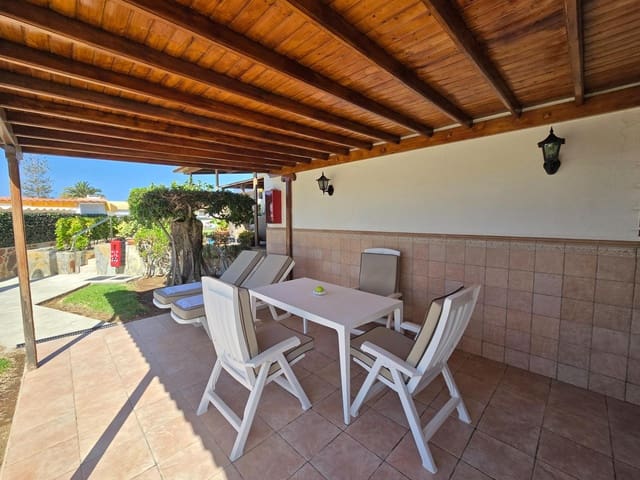 2 soverom Bungalow til leie i Playa del Inglés, San Bartolomé de Tirajana med svømmebasseng - € 1 800 (Ref: 9982999)