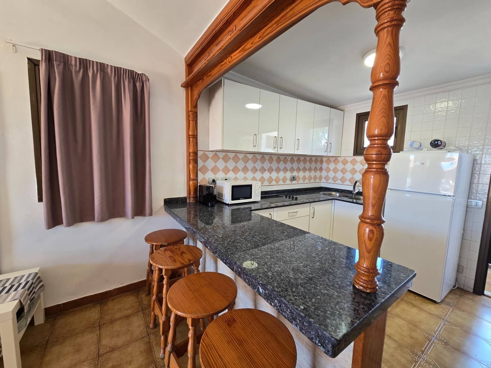 2 bedroom Bungalow for rent in Playa del Ingles with pool - € 1,600 (Ref: 9983000)