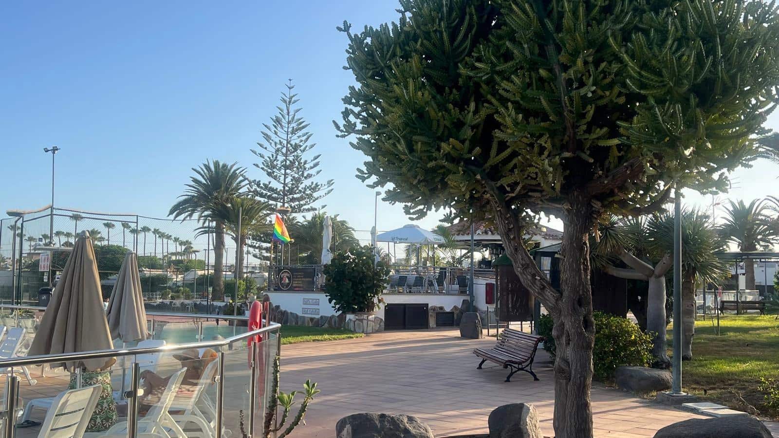 2 bedroom Bungalow for rent in Playa del Ingles with pool - € 1,600 (Ref: 9983000)
