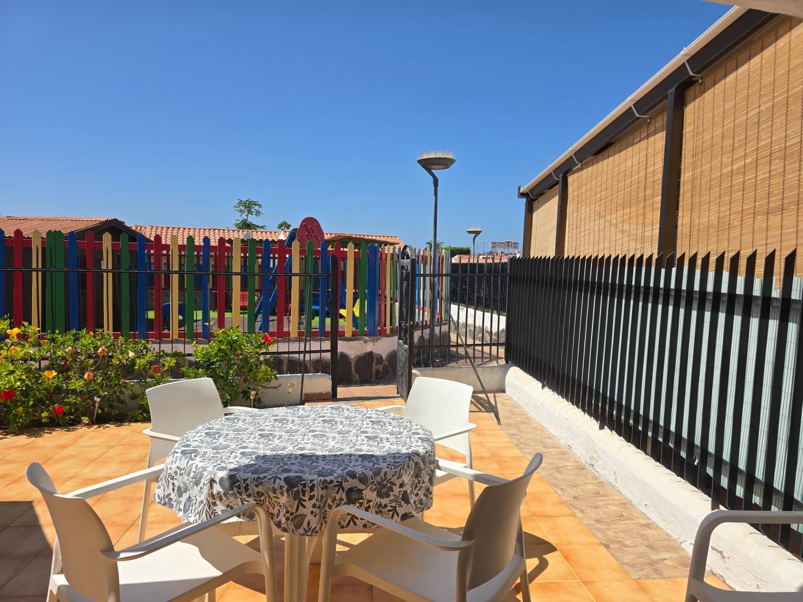 2 bedroom Bungalow for rent in Playa del Ingles with pool - € 1,600 (Ref: 9983000)