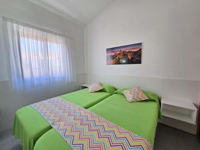 1 soveværelse Bungalow til leje i Playa del Inglés, San Bartolomé de Tirajana med swimmingpool - € 1.400 (Ref: 9983001)