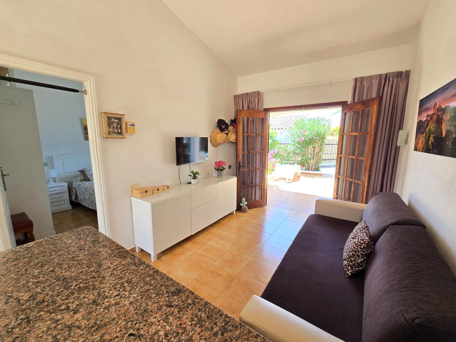 1 bedroom Bungalow for rent in Playa del Ingles with pool - € 1,300 (Ref: 9983002)