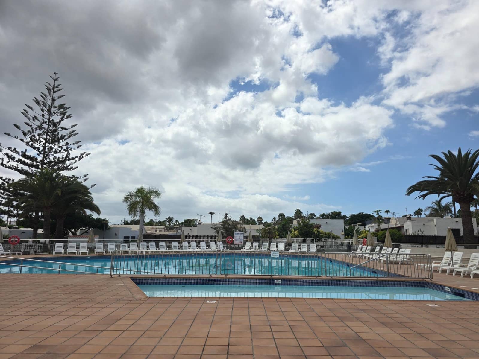1 bedroom Bungalow for rent in Playa del Ingles with pool - € 1,300 (Ref: 9983002)