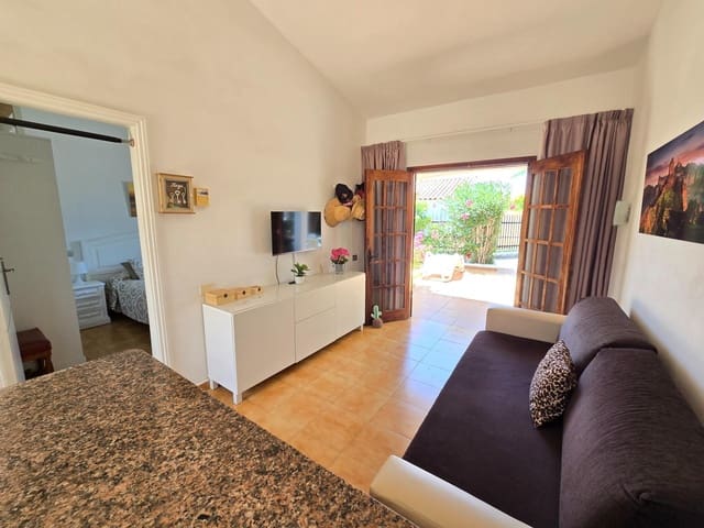 1 sovrum Bungalow att hyra i Playa del Inglés, San Bartolomé de Tirajana med pool - 1 300 € (Ref: 9983002)