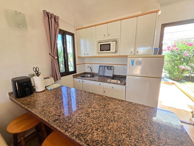 1 sovrum Bungalow att hyra i Playa del Inglés, San Bartolomé de Tirajana med pool - 1 300 € (Ref: 9983002)