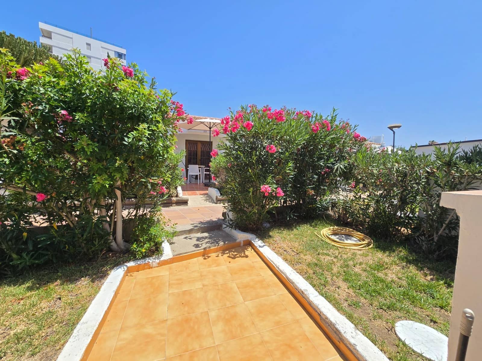 1 bedroom Bungalow for rent in Playa del Ingles with pool - € 1,300 (Ref: 9983002)