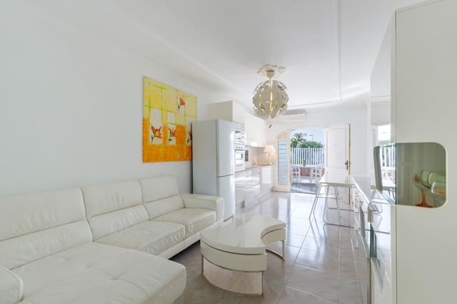 3 soveværelse Bungalow til salg i Playa del Inglés, San Bartolomé de Tirajana med swimmingpool - € 620.000 (Ref: 9983003)