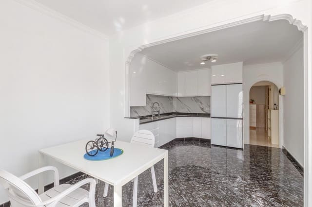3 soveværelse Bungalow til salg i Playa del Inglés, San Bartolomé de Tirajana med swimmingpool - € 620.000 (Ref: 9983003)